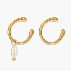 Earcuff Drop featuring a gold-plated brass design and a suspended freshwater pearl for minimalist elegance.