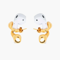 Earrings Looppods featuring elegant 18k gold plated holders for AirPods with a sculptural design.