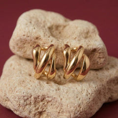 Gold Ear Cuff No Piercing — Sculptural Cartilage Wrap | Everyday Statement Jewelry