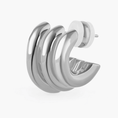 Earrings Twist in polished brass with 18K gold plating, featuring a sculptural interwoven design for elegance.