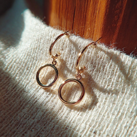 Shine Bright: Festival Jewelry Must-Haves for You | Renude