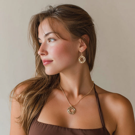 Unique Birthstone Pendants: Perfect Gift Ideas | Renude