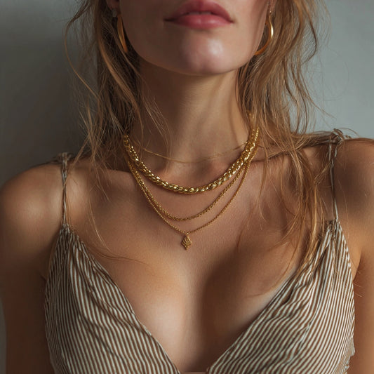 Master the Art of Layering Dainty Necklaces | Renude