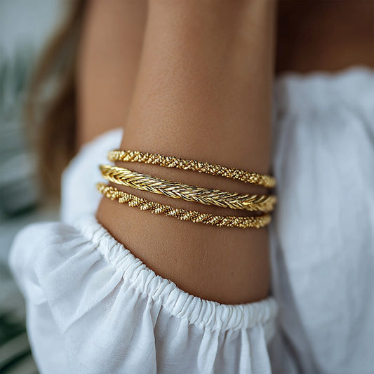 Chic Ways to Style Friendship Bracelets | Renude